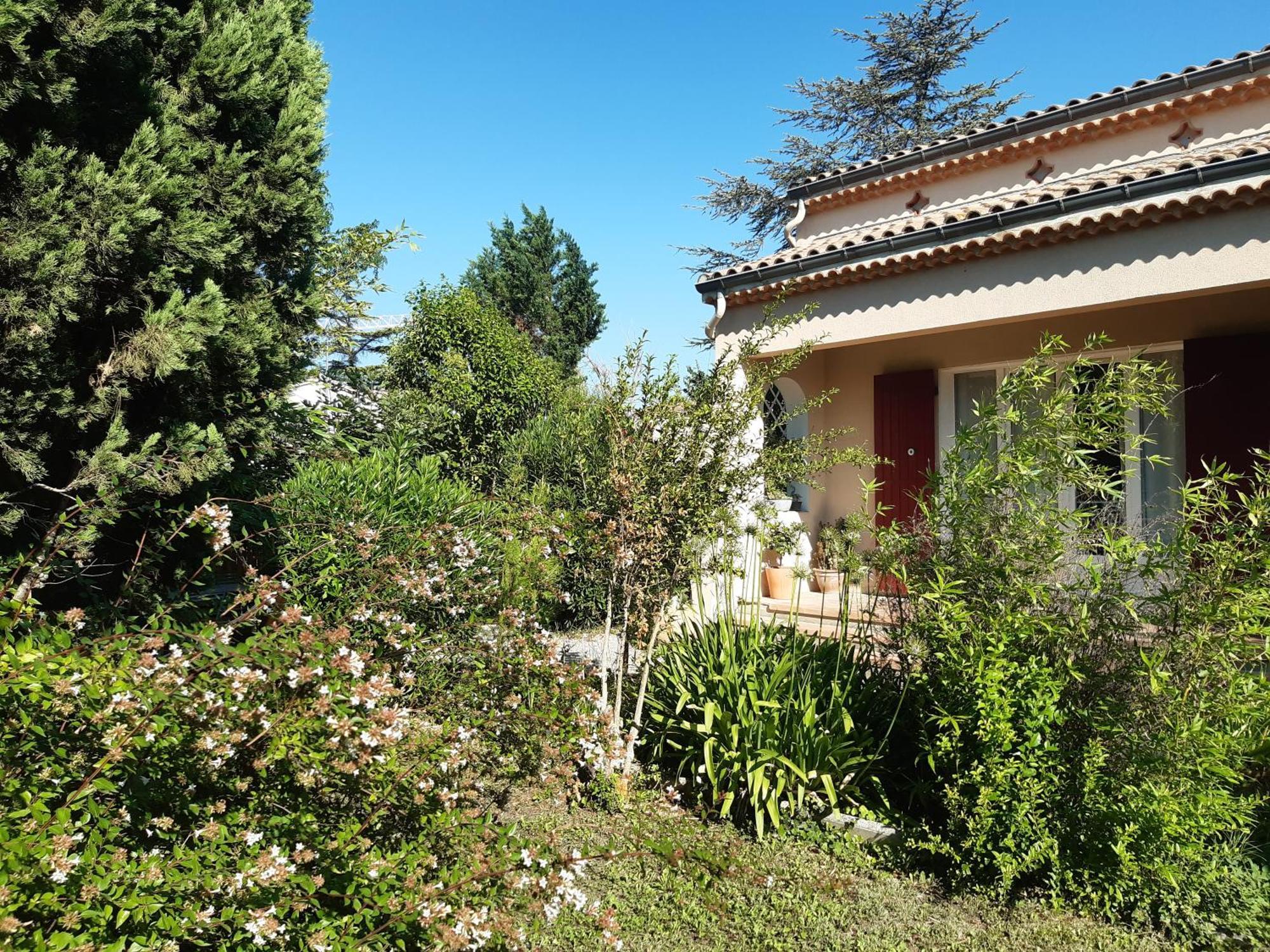 Villa " Les Bambous " , Jardin , Terrasse , Climatisation , Wifi , Parking Avignon Exterior photo